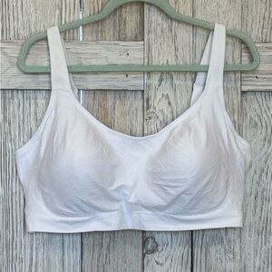 Truekind Women's White Bra Sz 3XL NWOT No Wire and No Padding